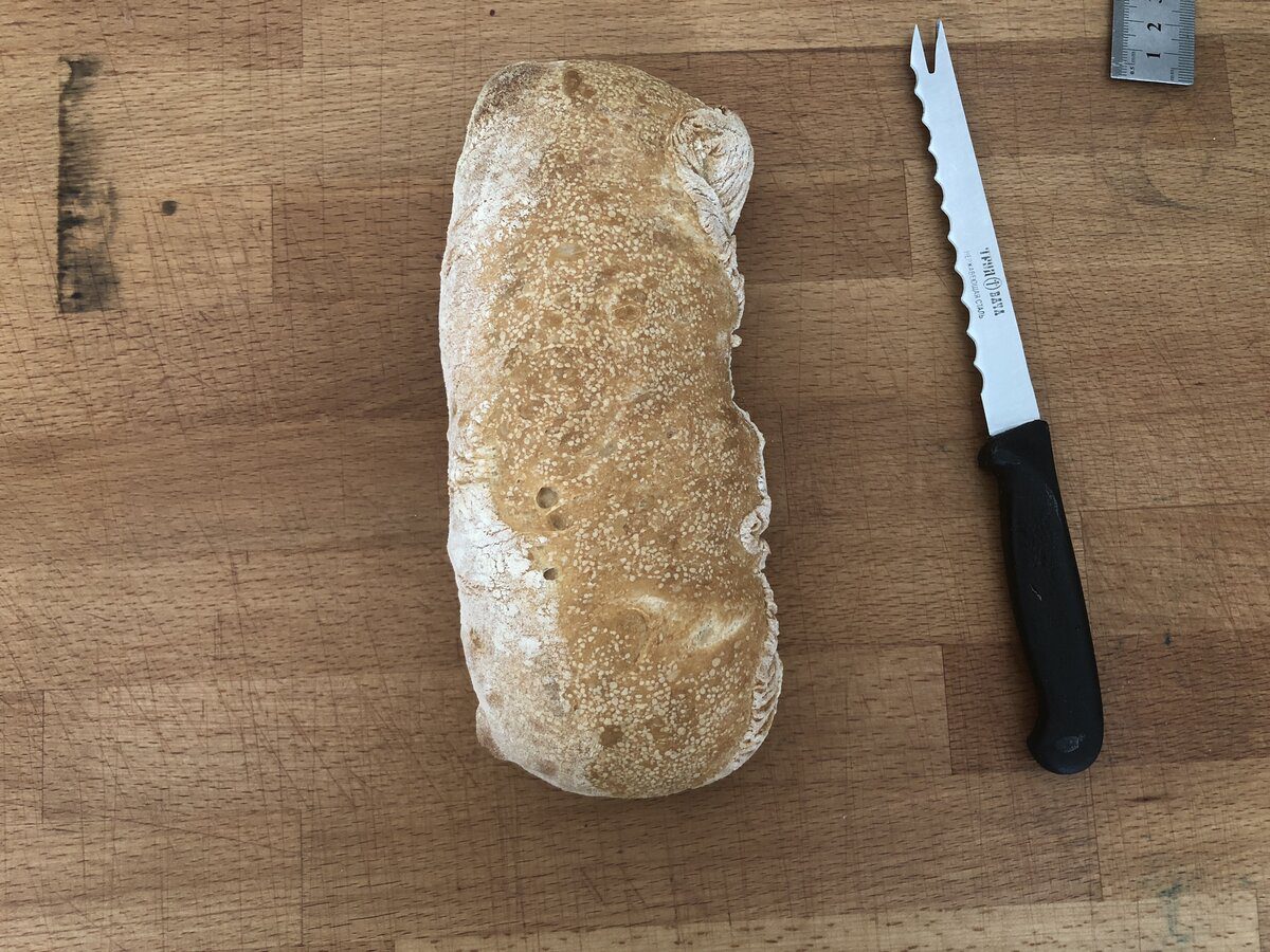 Експерти розповіли, як зберігати хліб довго без псування – холодильник не потрібен