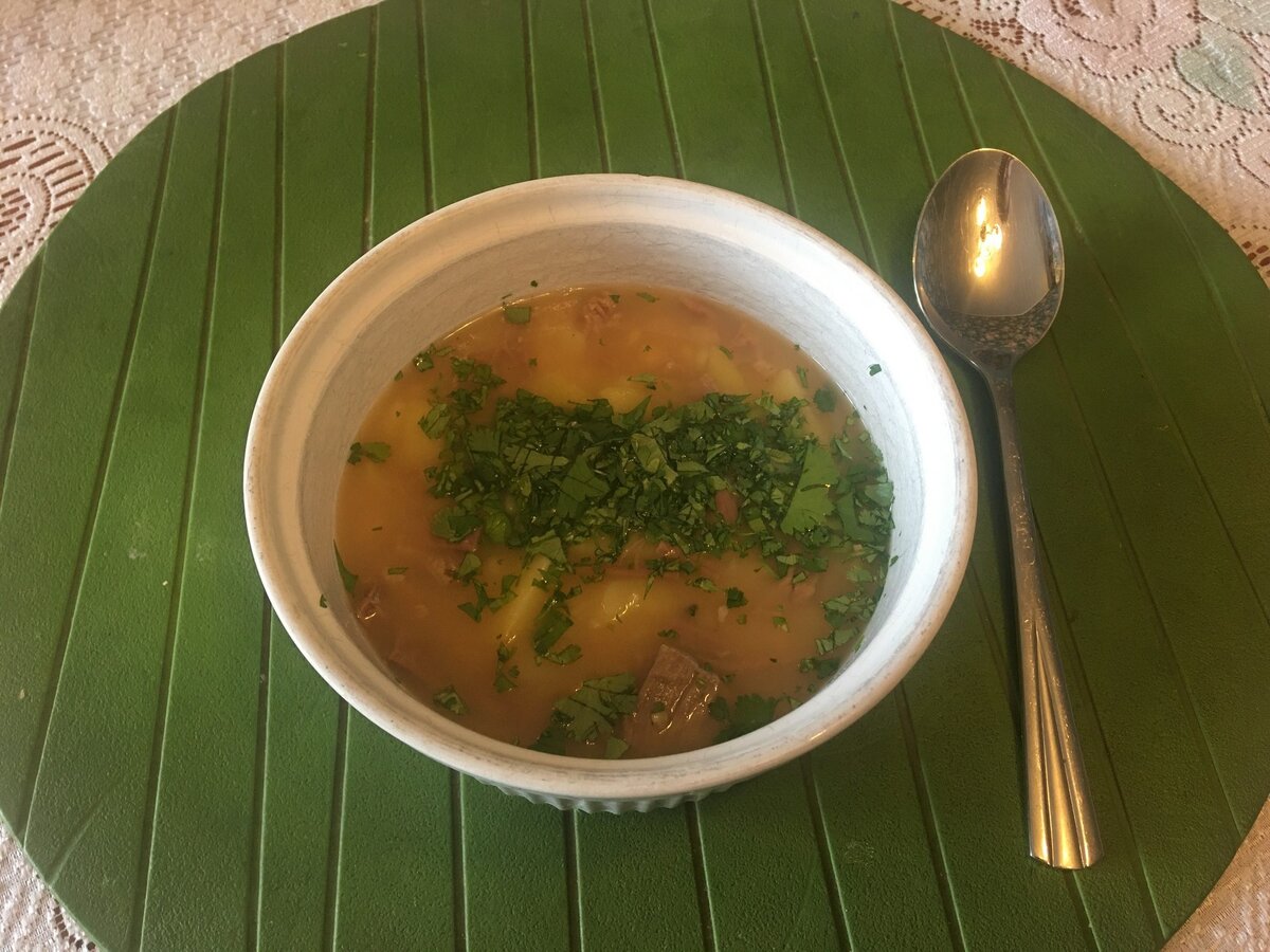 Кулінари пояснили, чому бульйон виходить каламутний та як боротись із неприємністю