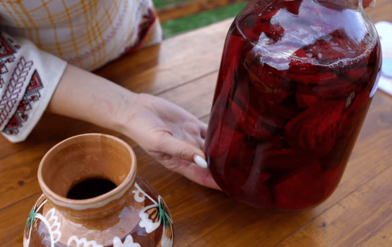 Експерти розповіли, як приготувати смачний і корисний буряковий квас 