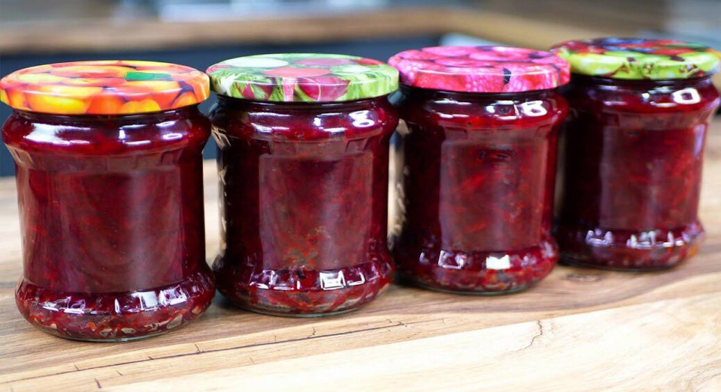 Оце так зажарка для борщу! Ця консервована приправа спростила моє життя у 10 разів. Бабусин “скарб” 