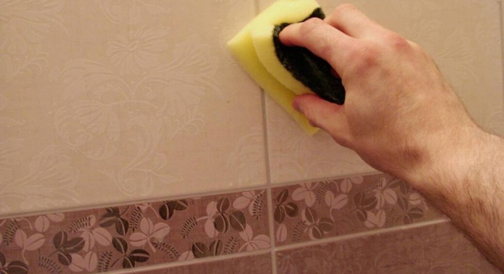 Ділюсь одразу 3 способами відмити плитку у ванній кімнаті: нальоту, розводів і плям не залишається 