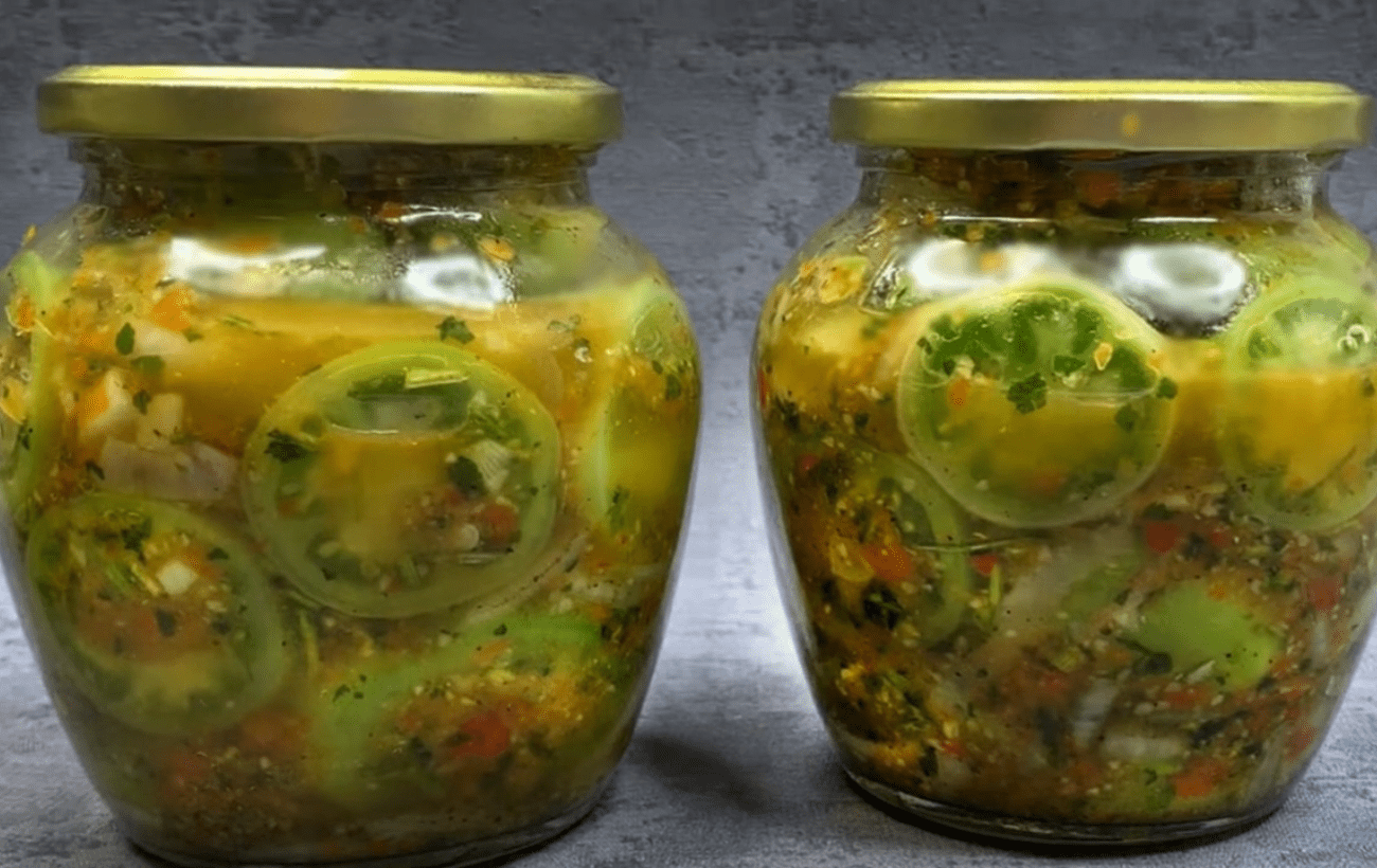 Кулінари поділилися рецептом зелених помідорів по-грузинськи