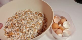 Господині розповіли, навіщо потрібно заливати яєчну шкаралупу оцтом