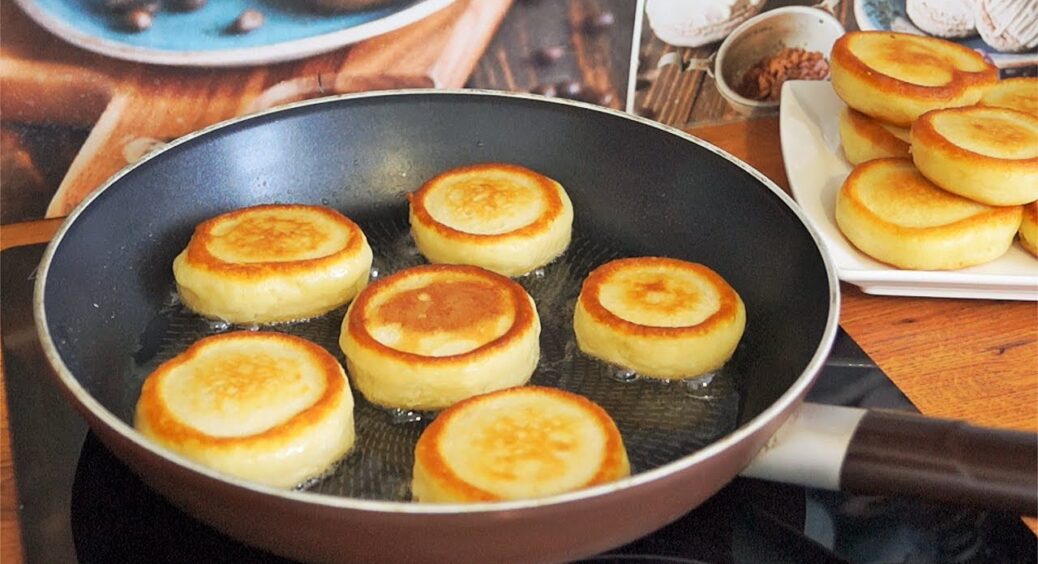 3 шеф-кухарів запитали, на чому смажити ідеальні пишні оладки: всі дали однакову відповідь – 1 інгредієнт 