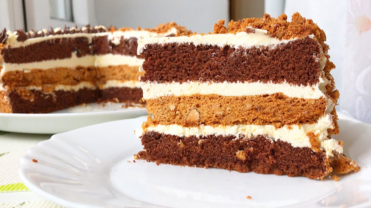 Кулінари поділилися рецептом дуже смачного шоколадного торта з горіховим безе