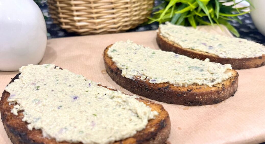 Замість набридлої яєчні – цей сніданок за 5 хвилин: потрібно 2 інгредієнти, 2 руки та мінімум сил 