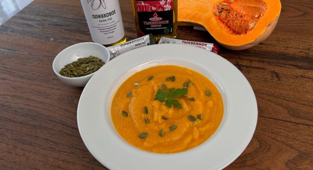 Осінь – мій сезон супів: 2 прості рецепти з кабачком, гарбузом і часником гріють краще, ніж будь-яка кава 
