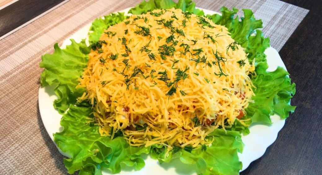 “Зелена галявина” – не просто салат, а талісман: приготую на Новий рік 2026, аби “задобрити” Вогняного Коня 