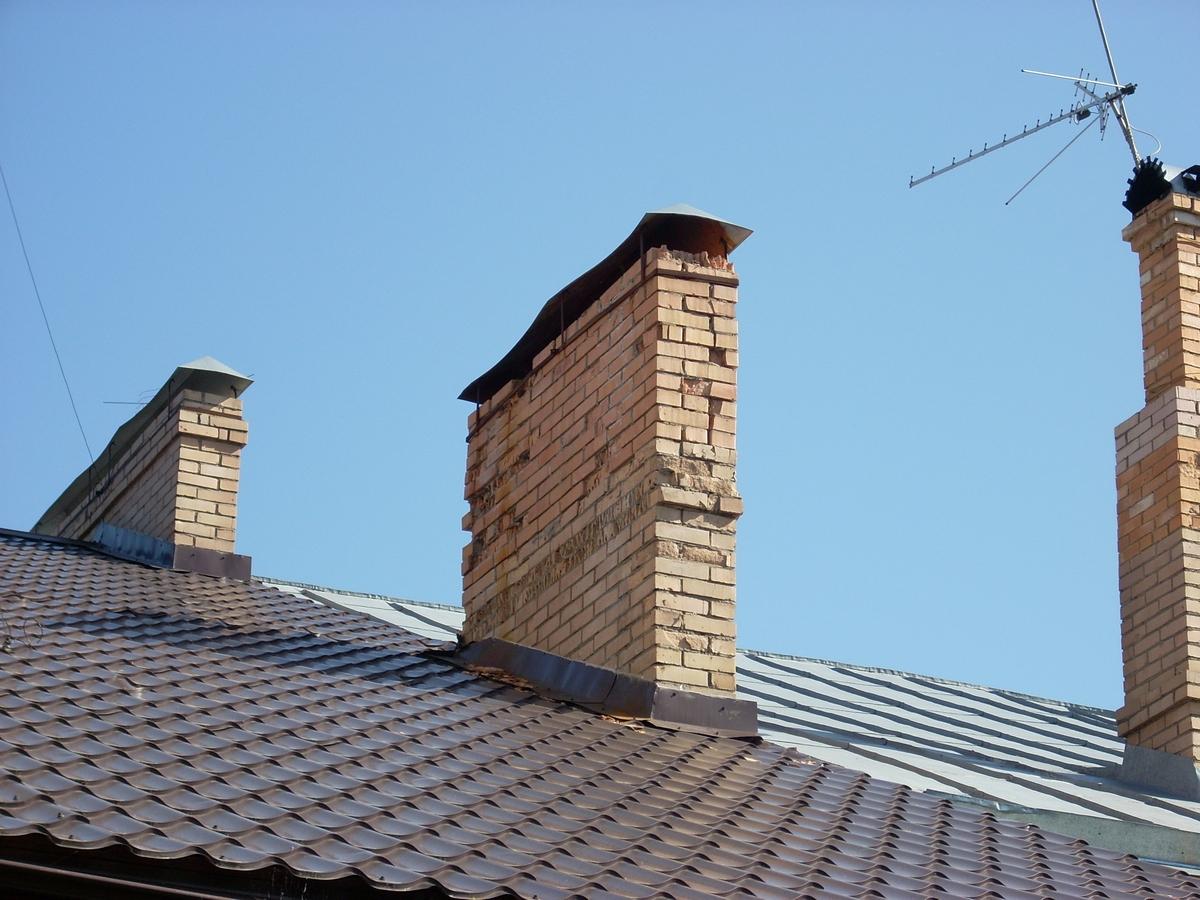 Експерти розповіли, який натуральний засіб допоможе очистити димохід від бруду та сажі