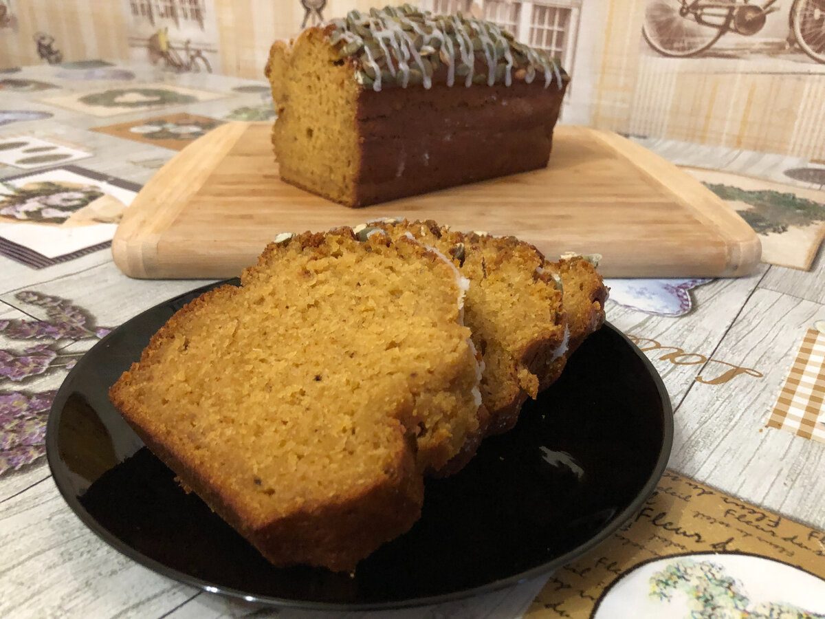 Кулінари розповіли, як приготувати смачний та ароматний гарбузовий кекс – швидкий рецепт