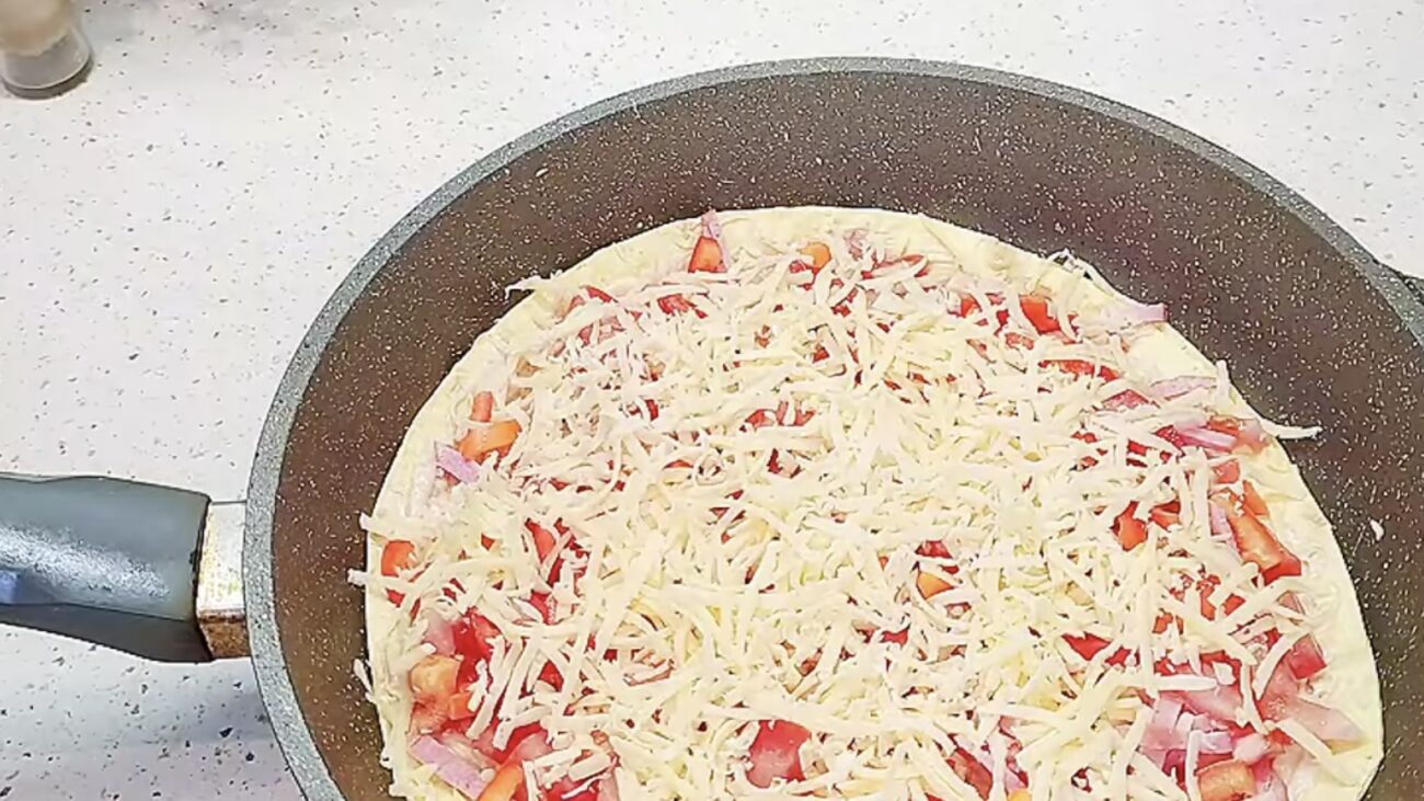 Господині розповіли, як приготувати смачну піцу на лаваші 