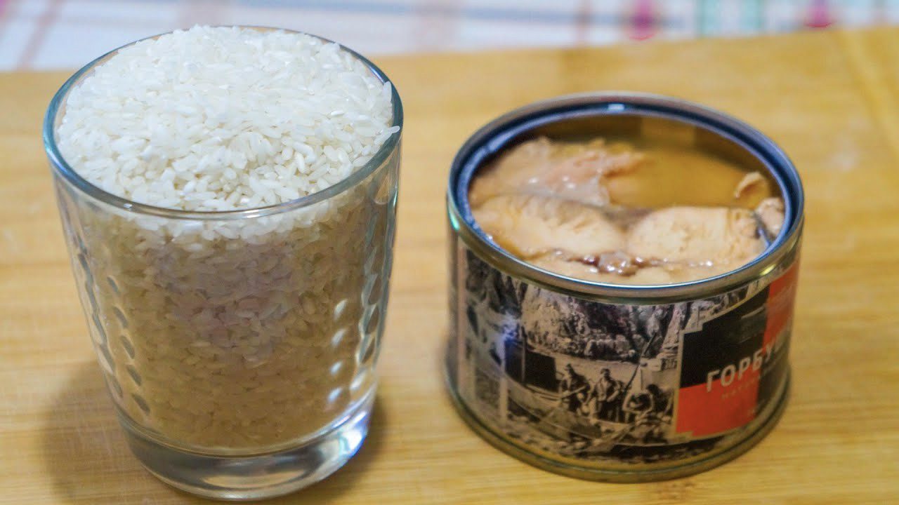 Господині розповіли, як приготувати смачну вечерю з рибної консерви 