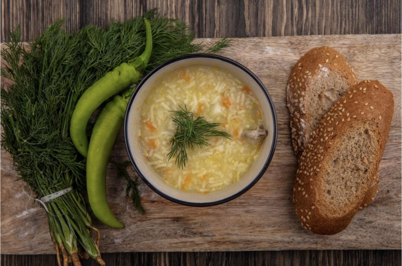 Кулінари розкрили смачний секрет приготування буковинської зупи