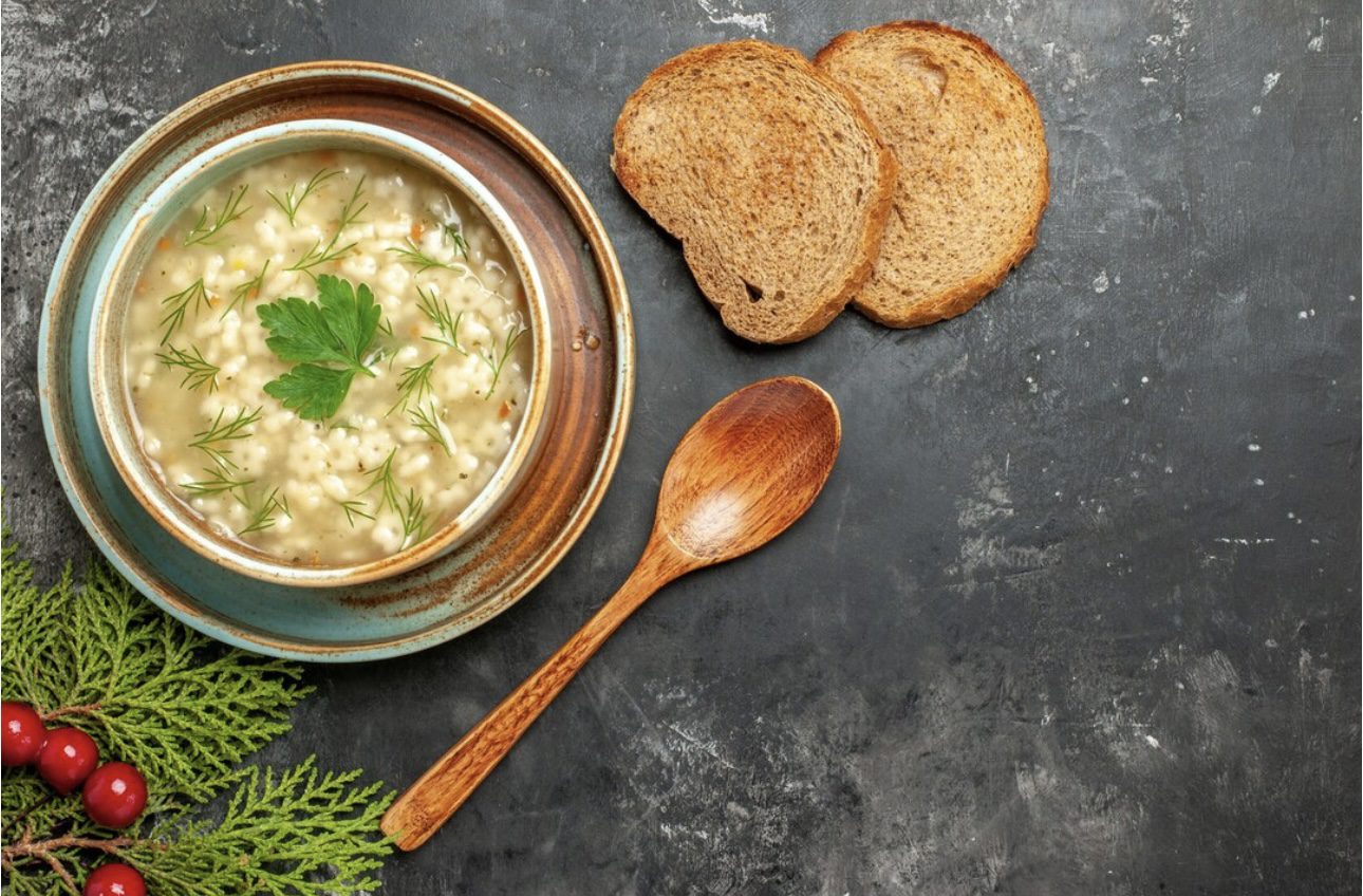 Кулінари розкрили смачний секрет приготування буковинської зупи