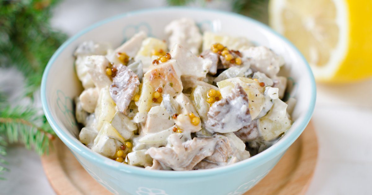 Кулінари назвали смачний рецепт салату на Новий рік 