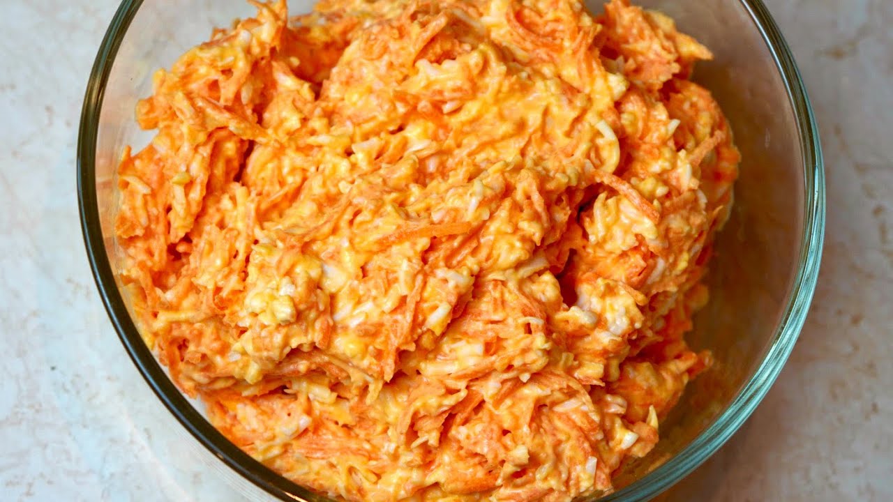 Господині розповіли, як готувати смачну намазку з плавлених сирків 