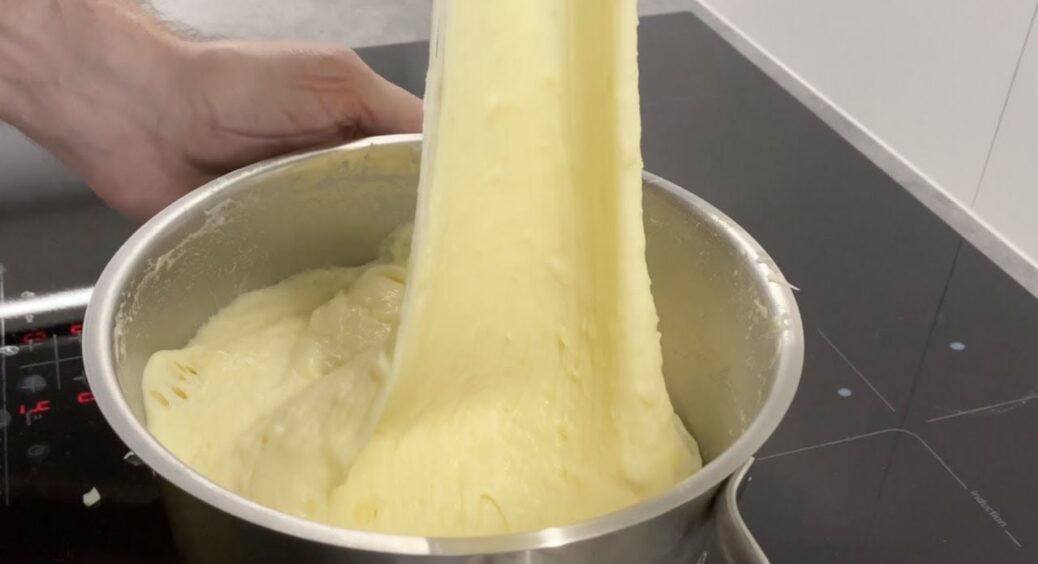 Цьому пюре не буде рівних: готую його 7 днів на тиждень — смачно до сліз: кладу 3 інгредієнти до картоплі 