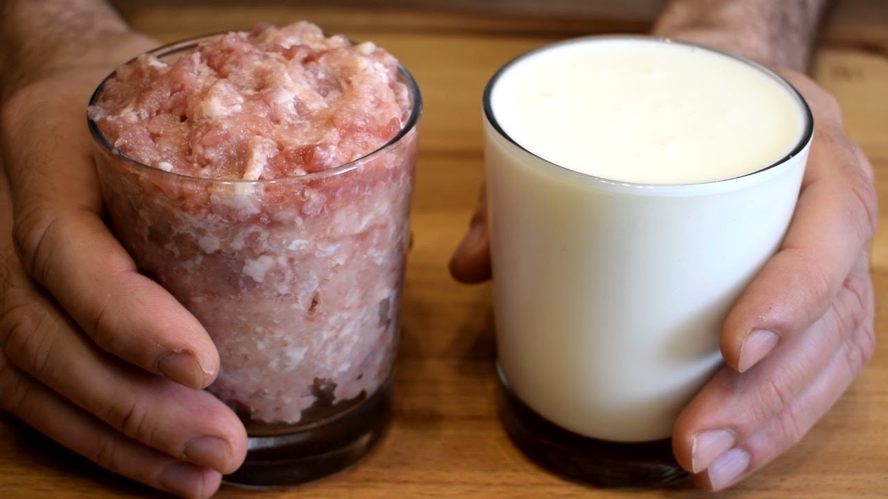 Господині розповіли, як приготувати смачні біляші з тіста на кефірі