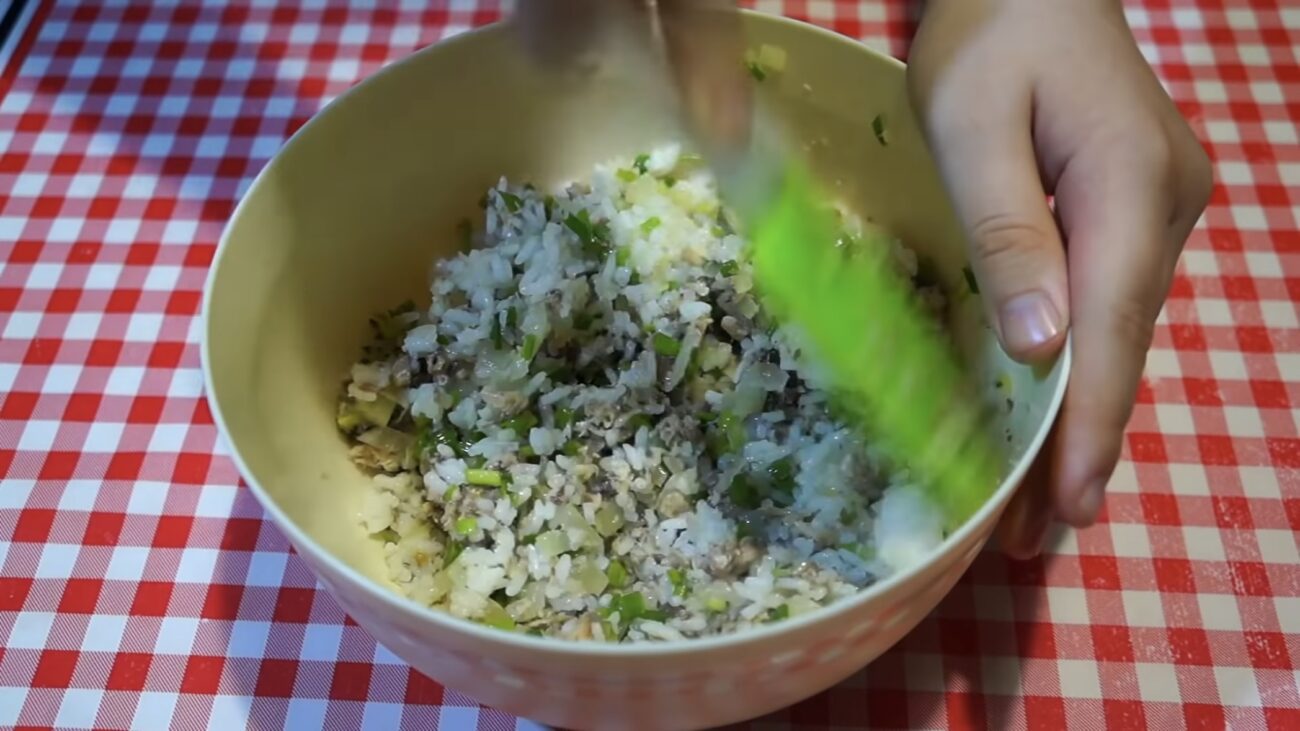 Господині розповіли, як приготувати смачну вечерю з консервованої сардини 