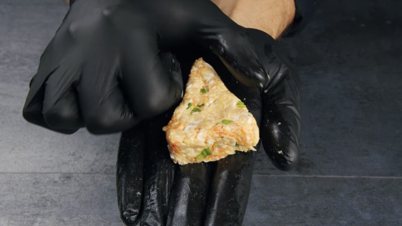 Господині розповіли, як приготувати смачну та бюджетну святкову страву 