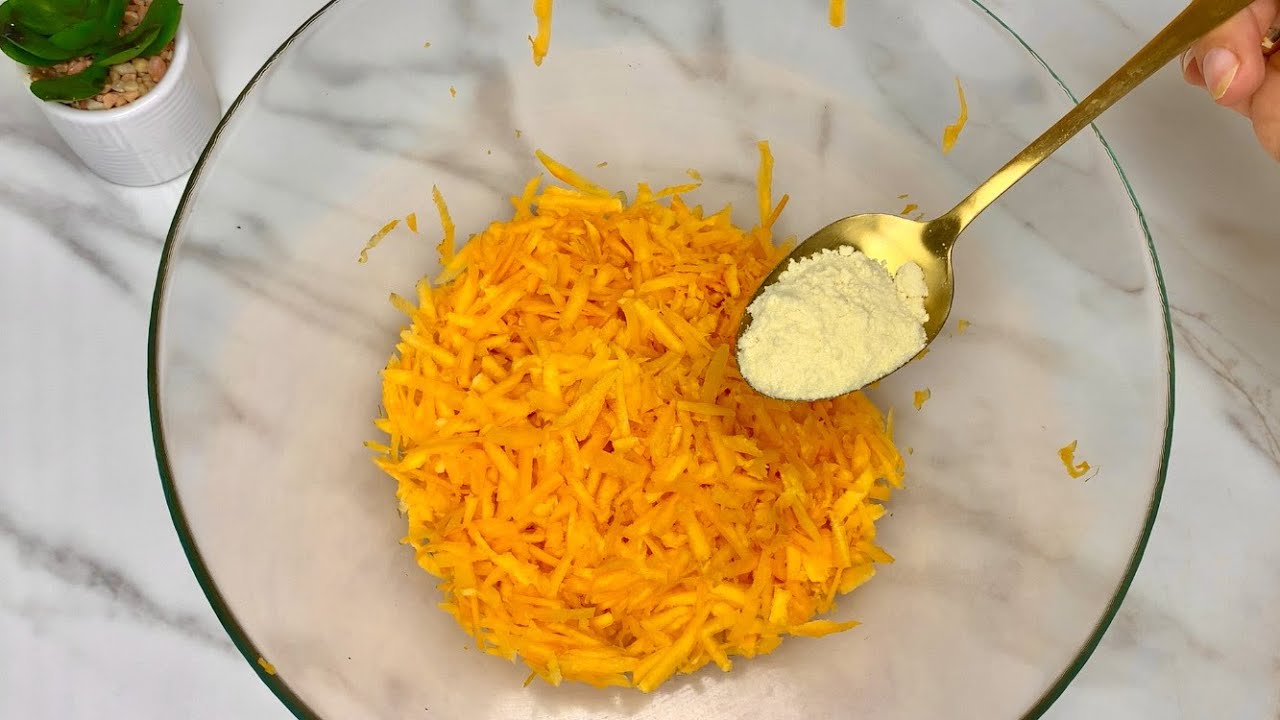 Господині розповіли, як приготувати смачну страву з манки на гарбуза 