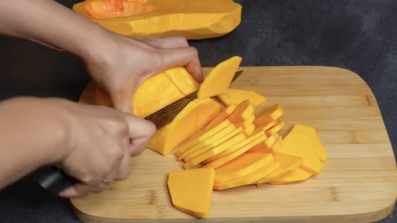 Господині розповіли, як приготувати смачні чипси зі звичайного гарбуза Господині розповіли, як приготувати смачні чипси зі звичайного гарбуза