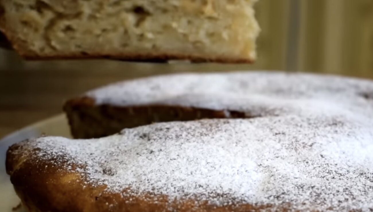 Господині поділилися рецептом смачного пирога по рецепту 1976 року Господині поділилися рецептом смачного пирога по рецепту 1976 року