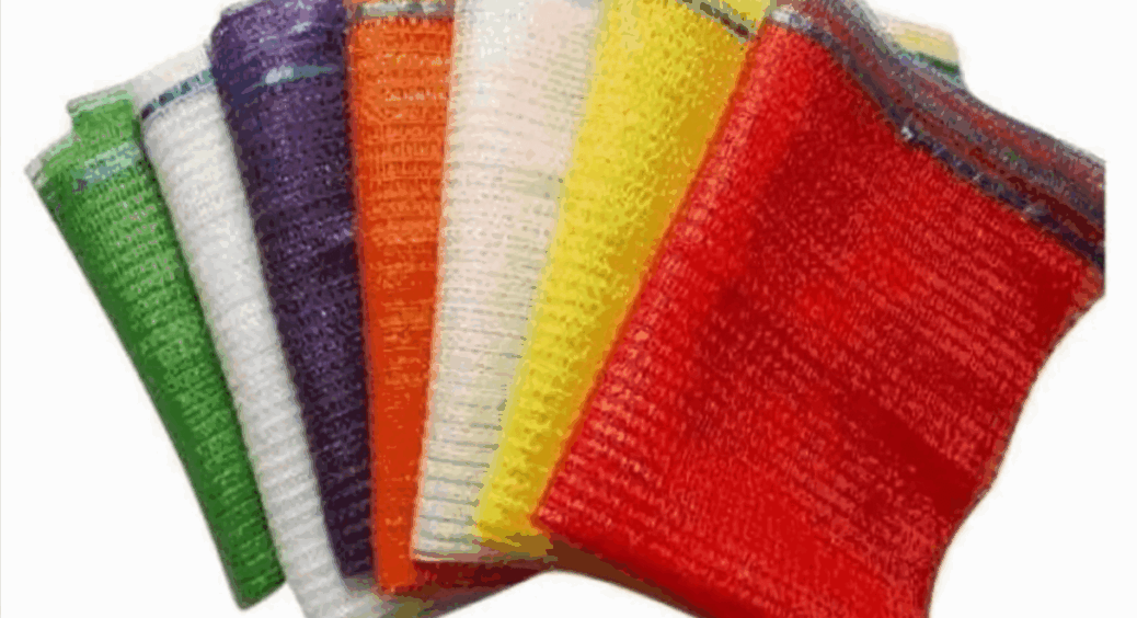 Збираю сітки від овочів завжди – і використовую їх 11 способами: від фільтра для добрив до захисту від котів 