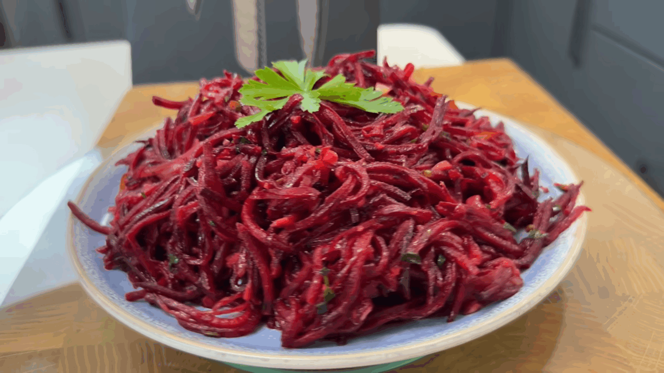 Експерти розповіли, як приготувати буряк по-корейськи