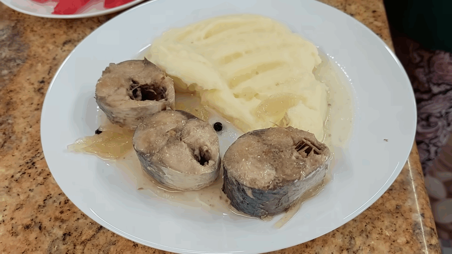 Експерти розповіли, як легко приготувати консерву з риби