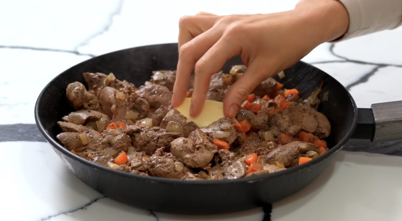 Кулінари розповіли, на чому найкраще смажити курячу печінку Кулінари розповіли, на чому найкраще смажити курячу печінку