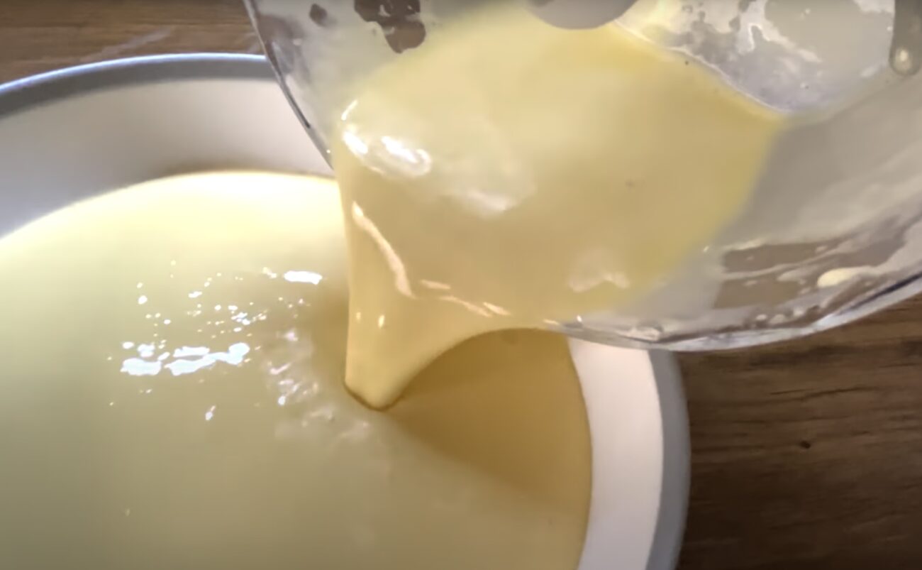 Кухарі розповіли, що додати в тісто, аби млинці не прилипали до сковорідки