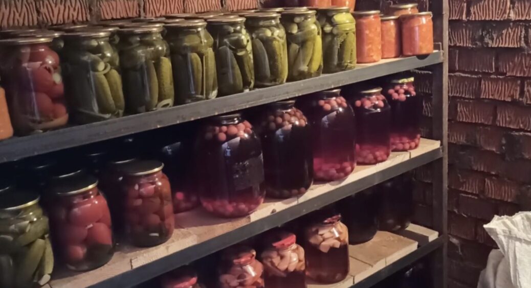 100 грамів цього порошку – і в погребі сухо, як у Єгипті: немає ні конденсату, ні плісняви 