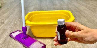 Господині розповіли, чим вимити підлогу, щоб вона залишалася чистою довше