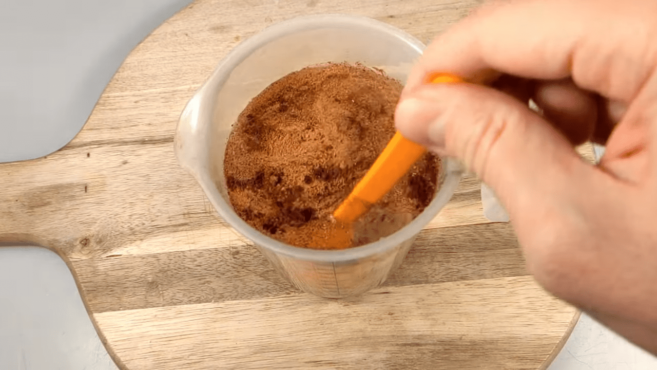 Експерти розповіли, як швидко позбутися небажаних птахів на даху