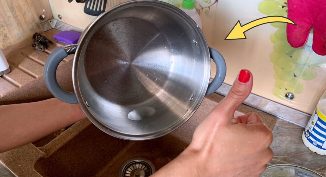 У мене на кухні весь посуд блищить, як новий: замінила мийний засіб на суміш з 4-х компонентів 