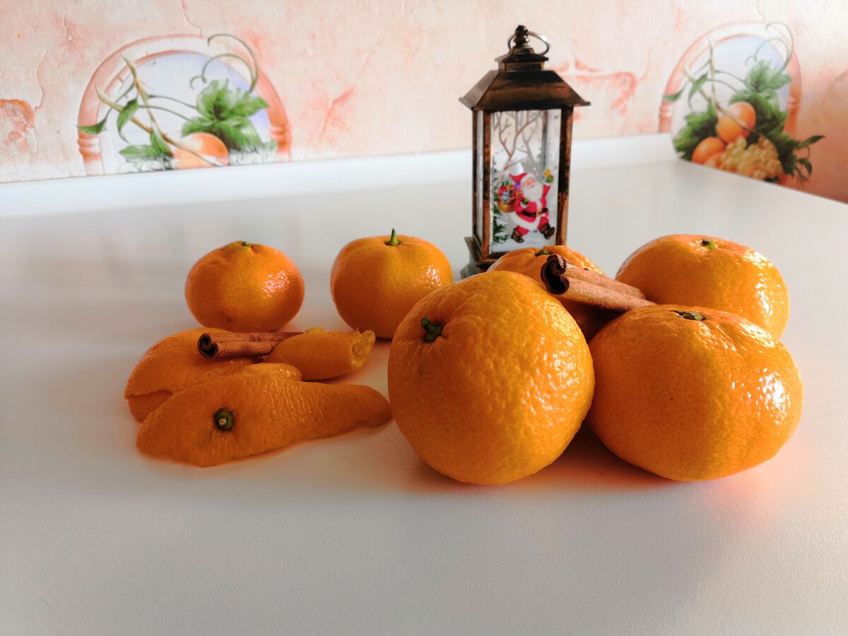 Господині розповіли, як правильно використовувати мандаринові шкірки в побуті для чистоти