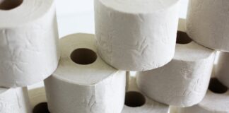 Господині розповіли, як використати туалетний папір з користю для дому