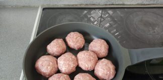 Господині розповіли, як приготувати смачні котлети навіть із дешевого фаршу 