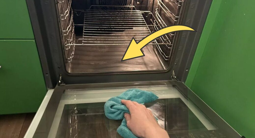 Беру шкірку від 2 лимонів – і кидаю у духовку: 100-річні нагар і кіптява відходять самі, легко та швидко 