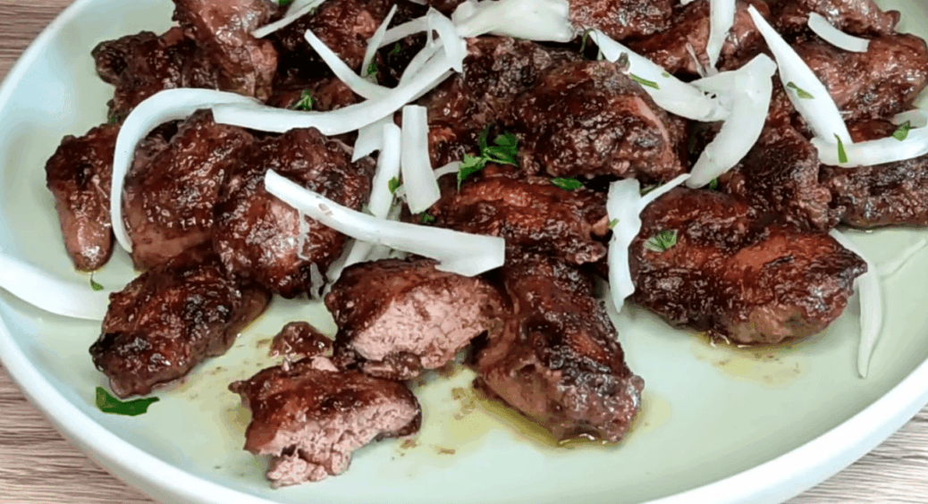 Гості клянуться, що це шашлик, а я не спорю: навіщо руйнувати легенду? 1 секрет приготування курячої печінки 