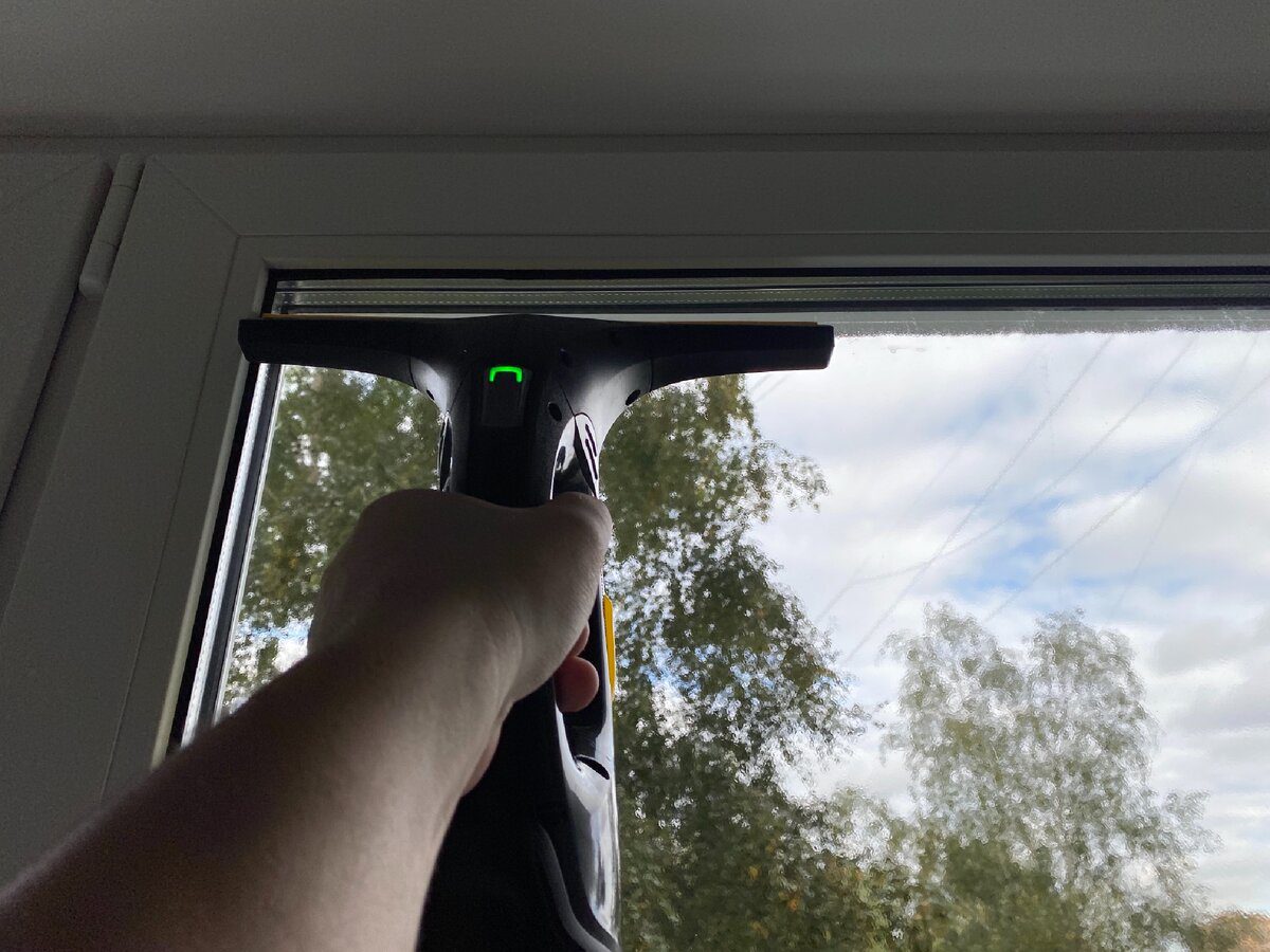 Господині назвали дієвий спосіб миття вікон надовго і без розводів