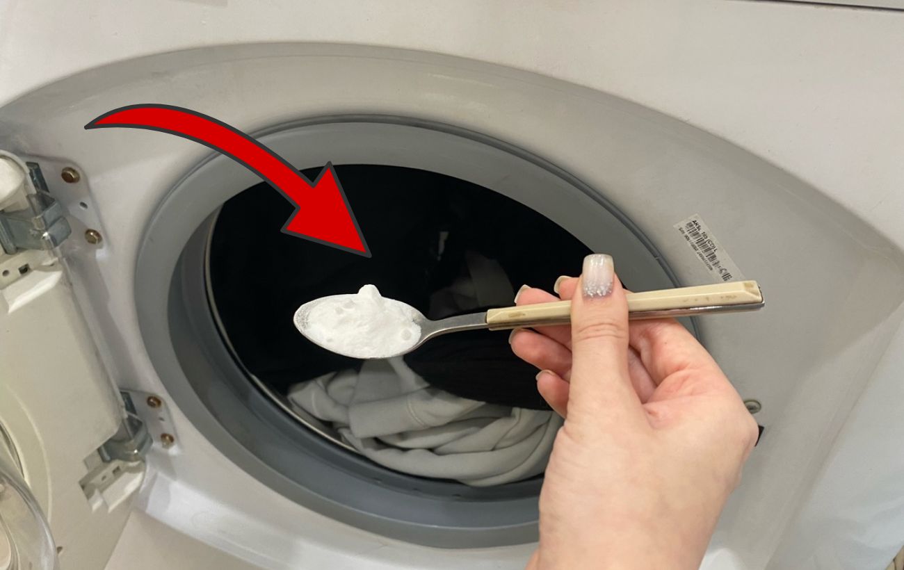 Як прати темні речі, аби вони не втрачали колір