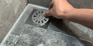 Експерти розповіли, чим прочистити злив у домашніх умовах
