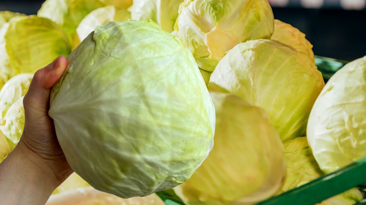 Господині пояснили, чим корисний лавровий лист при зберіганні капусти