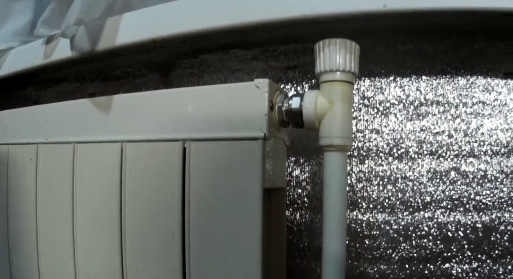 Тепер у квартирі тепло як на Мальдівах: цей 1 трюк із фольгою швидко вирішив проблему слабкого опалення 