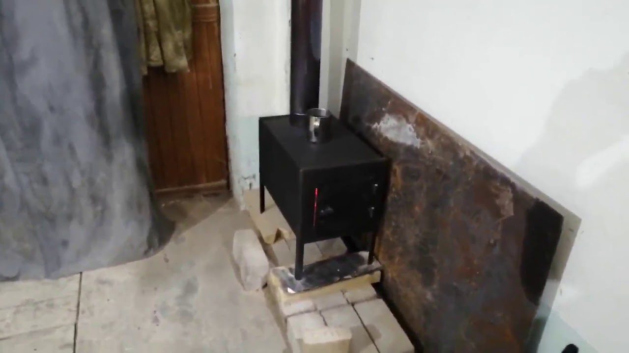 Досвідчені дачники назвали 3 головні правила правильної установки буржуйки