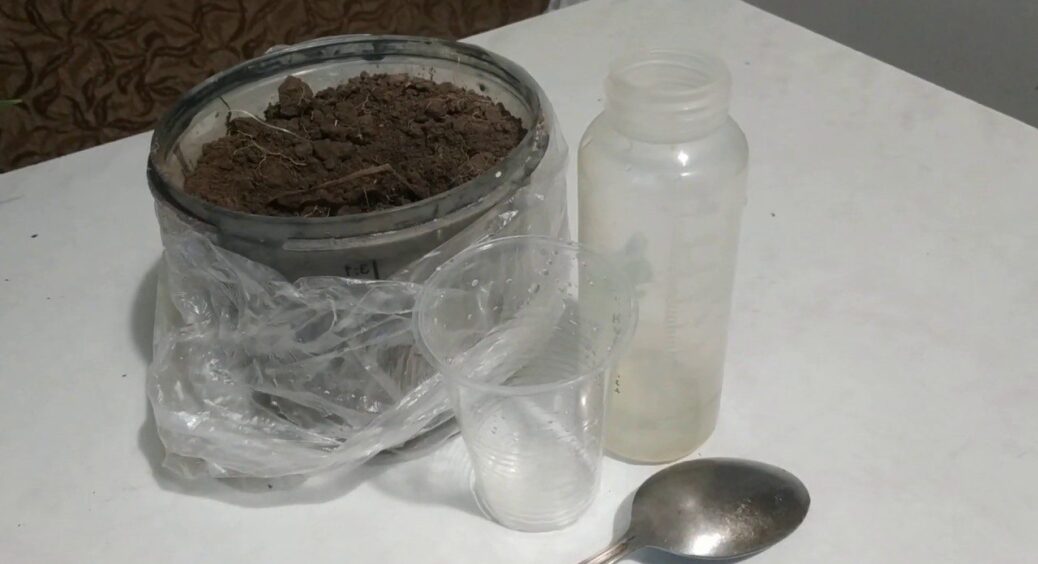 За ґрунт для розсади більше не плачу – беру його в 1 місці безкоштовно, сходи міцні й не витягуються 