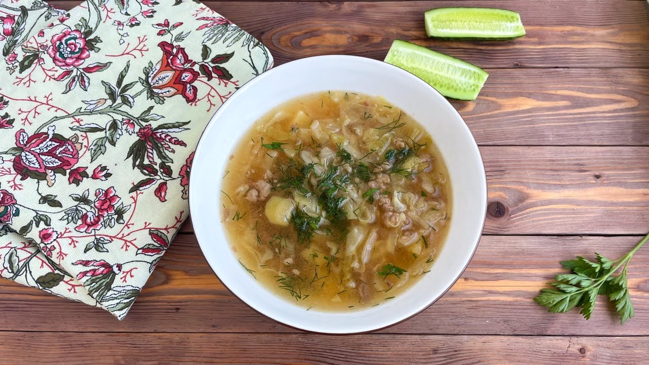 Шеф-кухарі розповіли, як приготувати найшвидший і найсмачніший суп з м'ясом