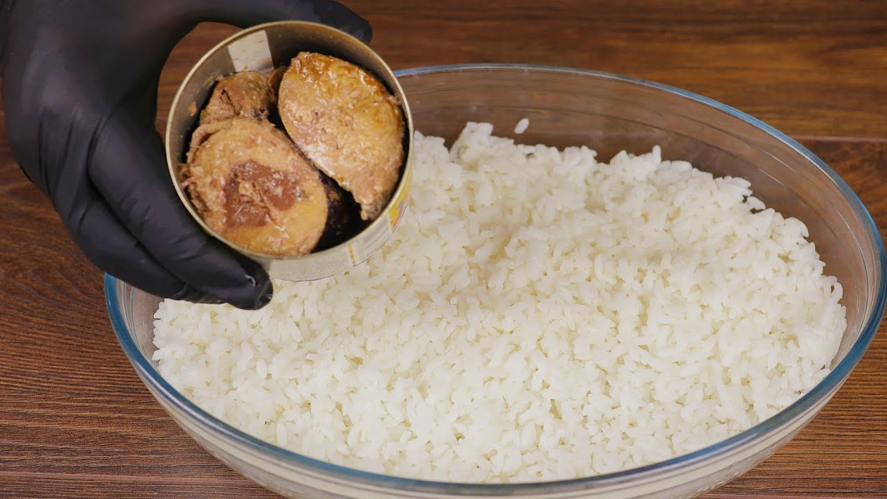 Кулінари розповіли, як приготувати пиріг з рису на сковороді з 5 інгредієнтів